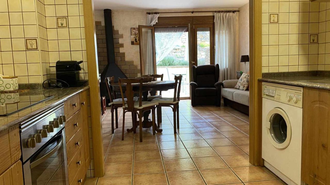 Apartamentos Casa Lola Rodeados De Montanas Y Rios Бесейте Екстериор снимка